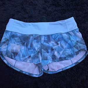 Lulu shorts size 4